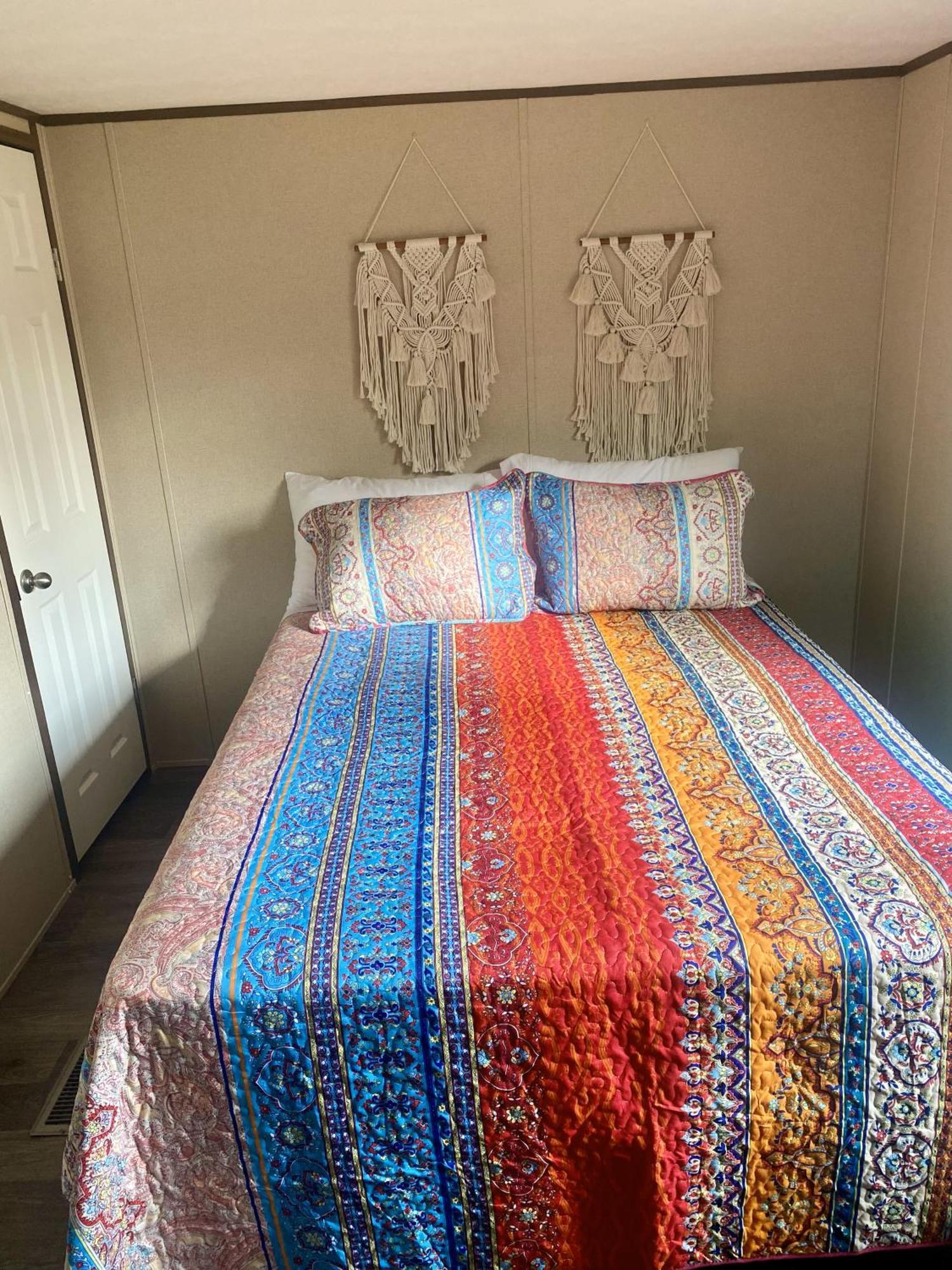 Private Cozy Hideaway With Deck Escape Austin 35Mi Villa Bastrop Dış mekan fotoğraf